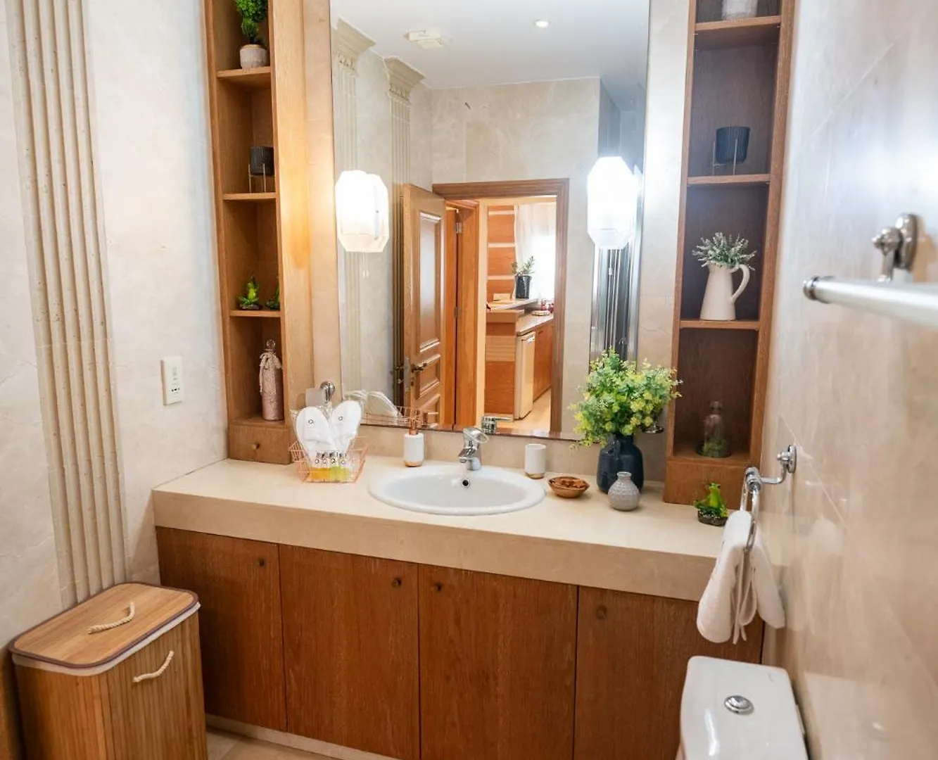 Apartment Quattro Beachfront Sea View Ap 4 Larnaca Cyprus