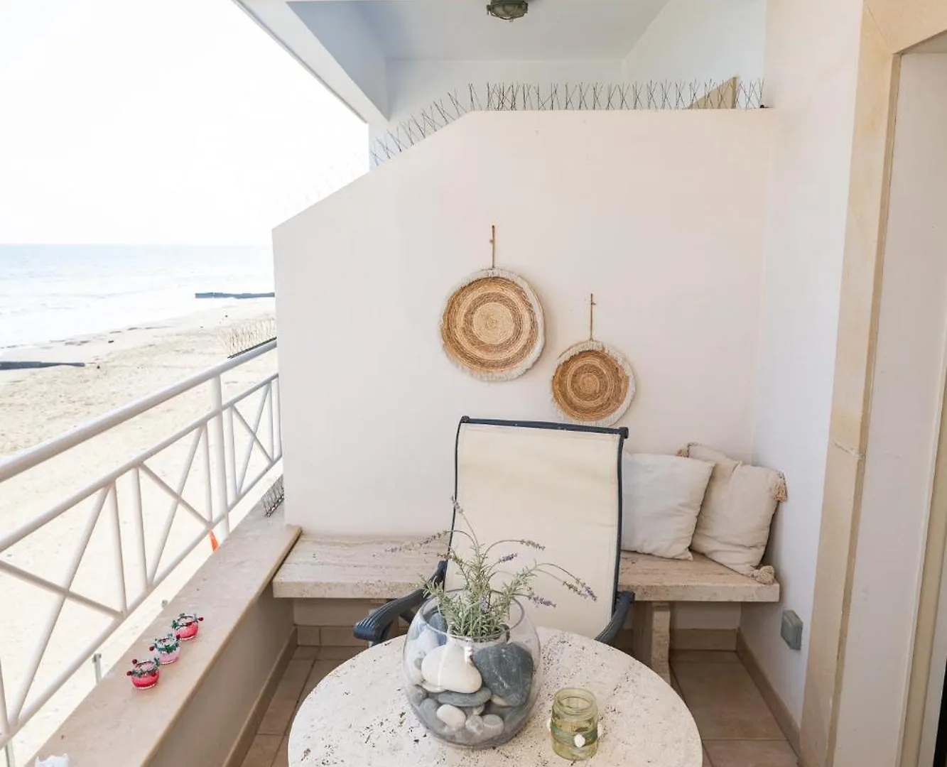 Quattro Beachfront Sea View Ap 4 Larnaca Apartment